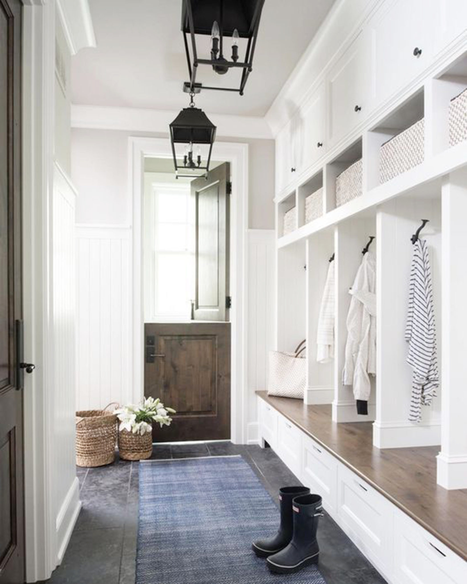 Bright entryway and mudroom