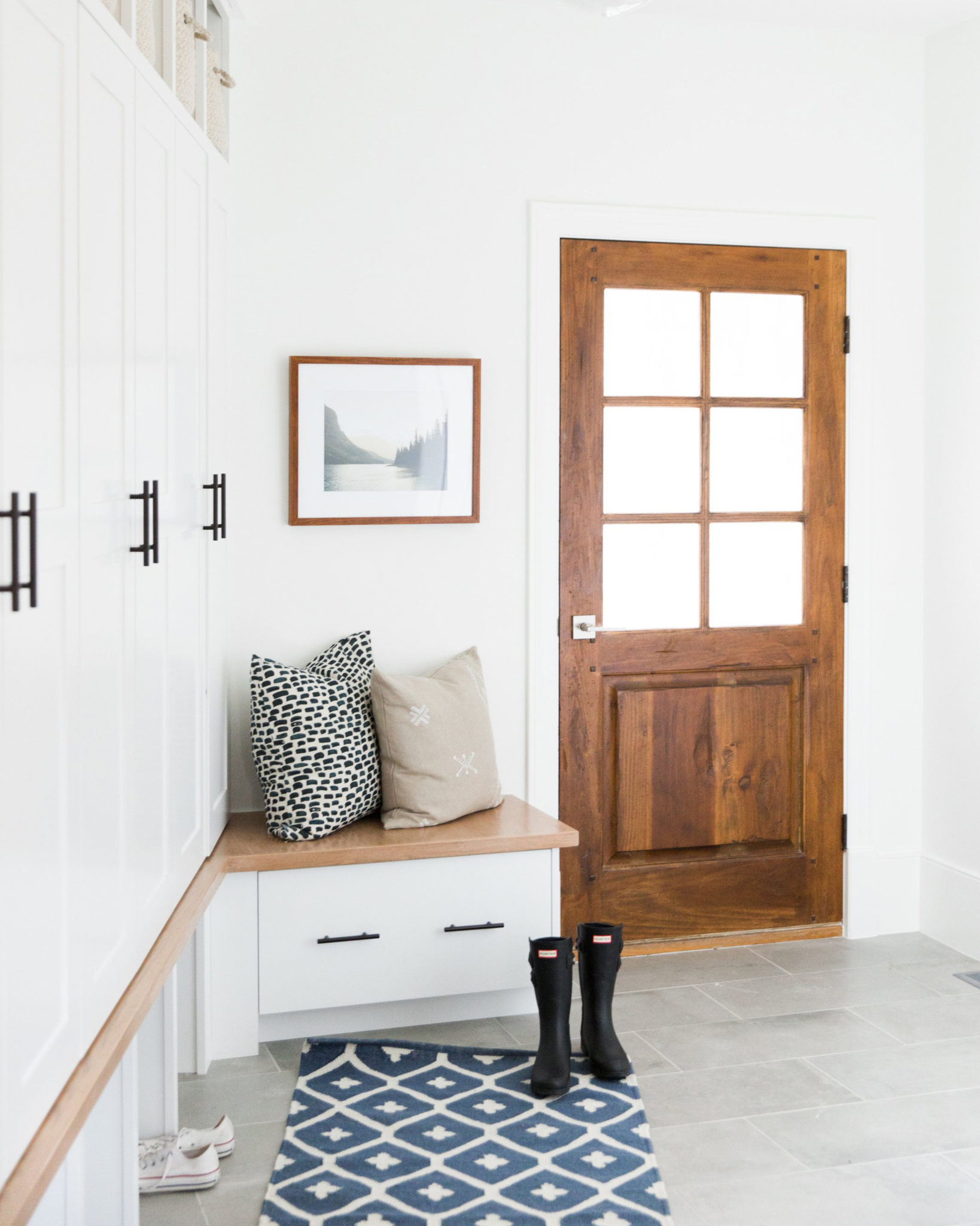 Farmhouse mudroom