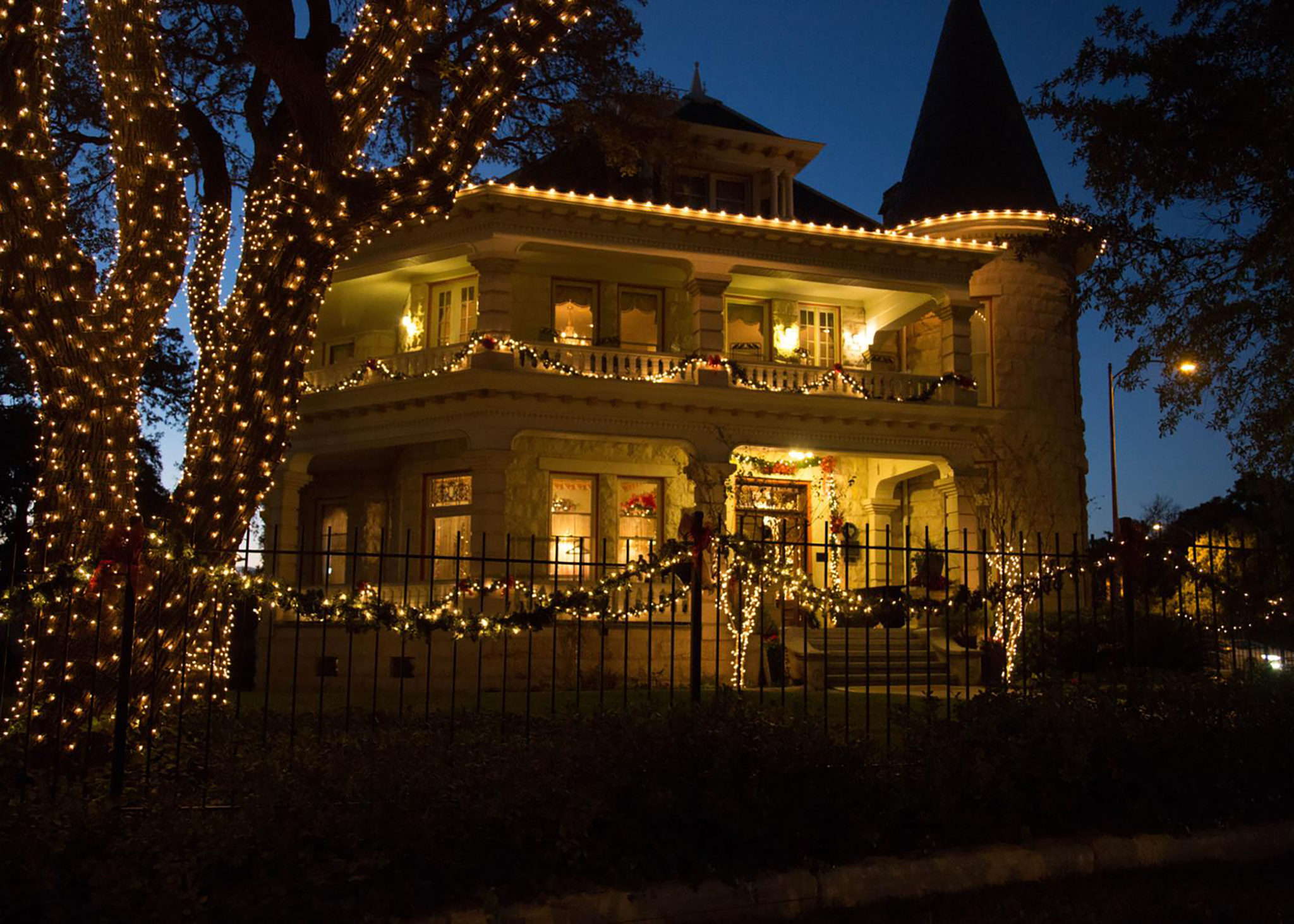 Historical building decorated with Christmas lights