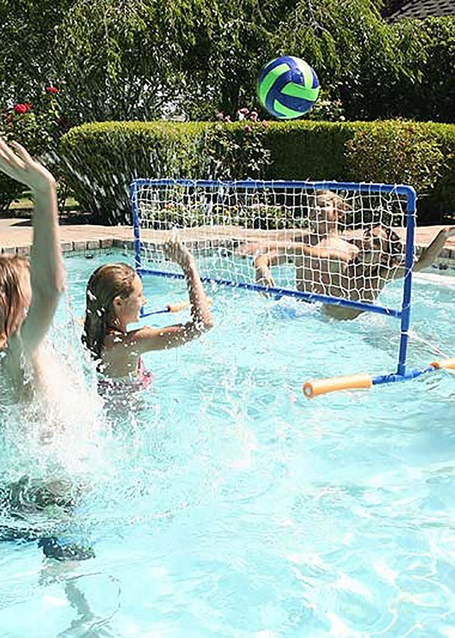 Floating water volleyball game