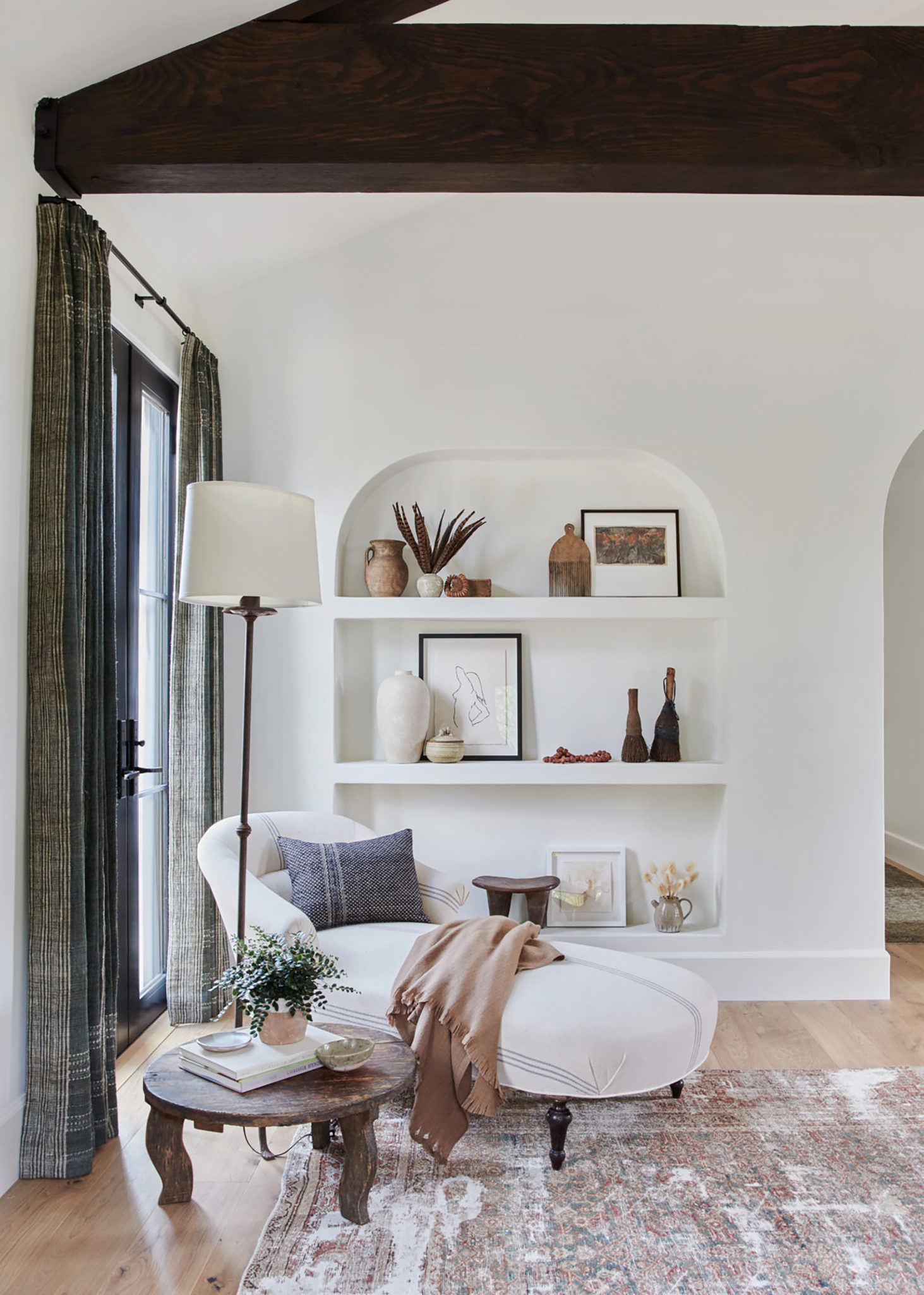 Chaise lounge in a living room