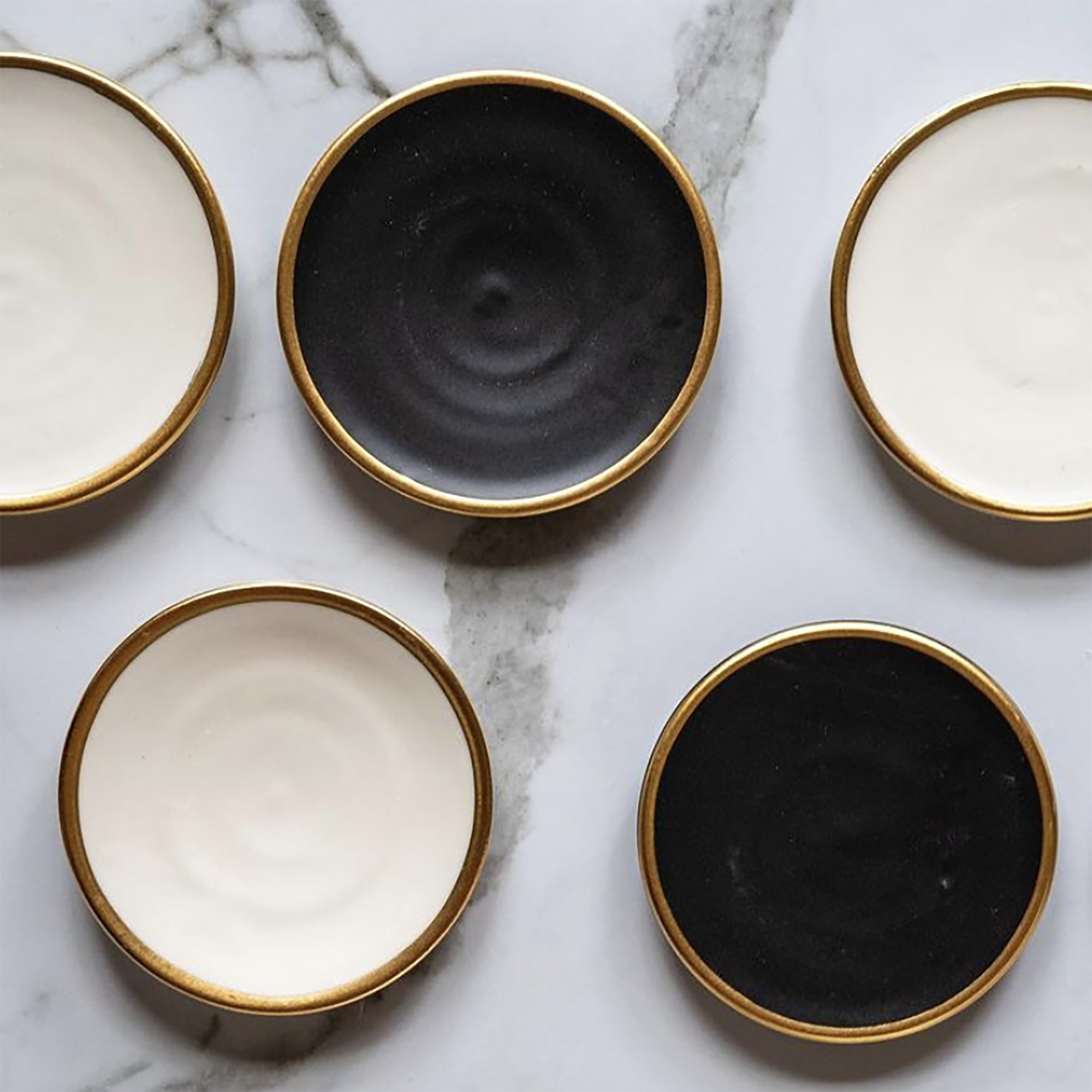 Ceramic plates